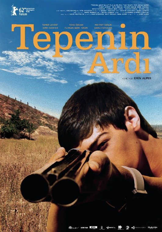 Turkish poster of the movie Beyond the Hill